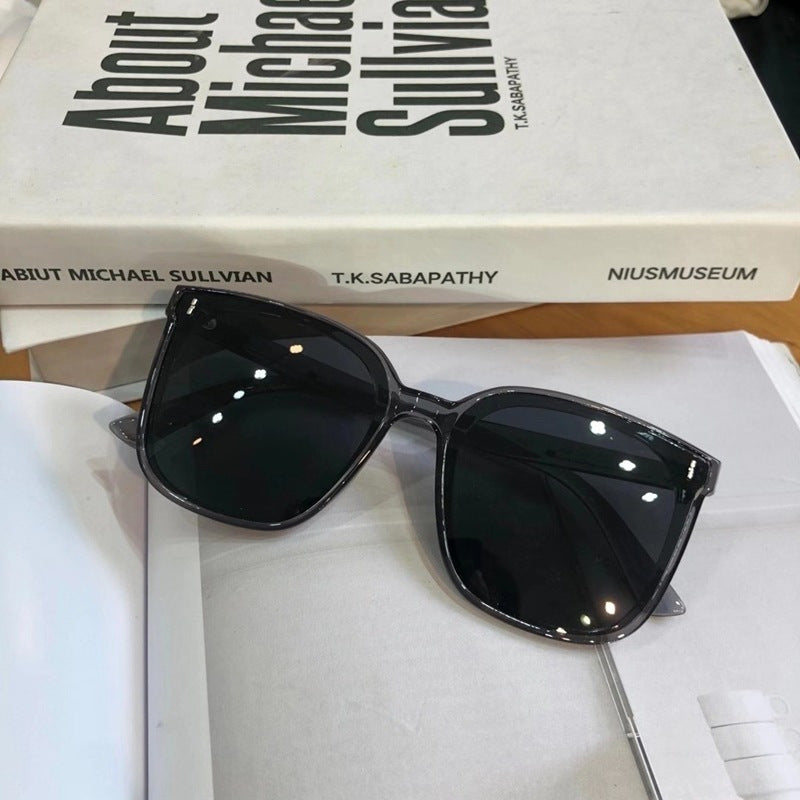 Wholesale TR Material Polarized Anti-ultraviolet Square Frame PC Sunglasses